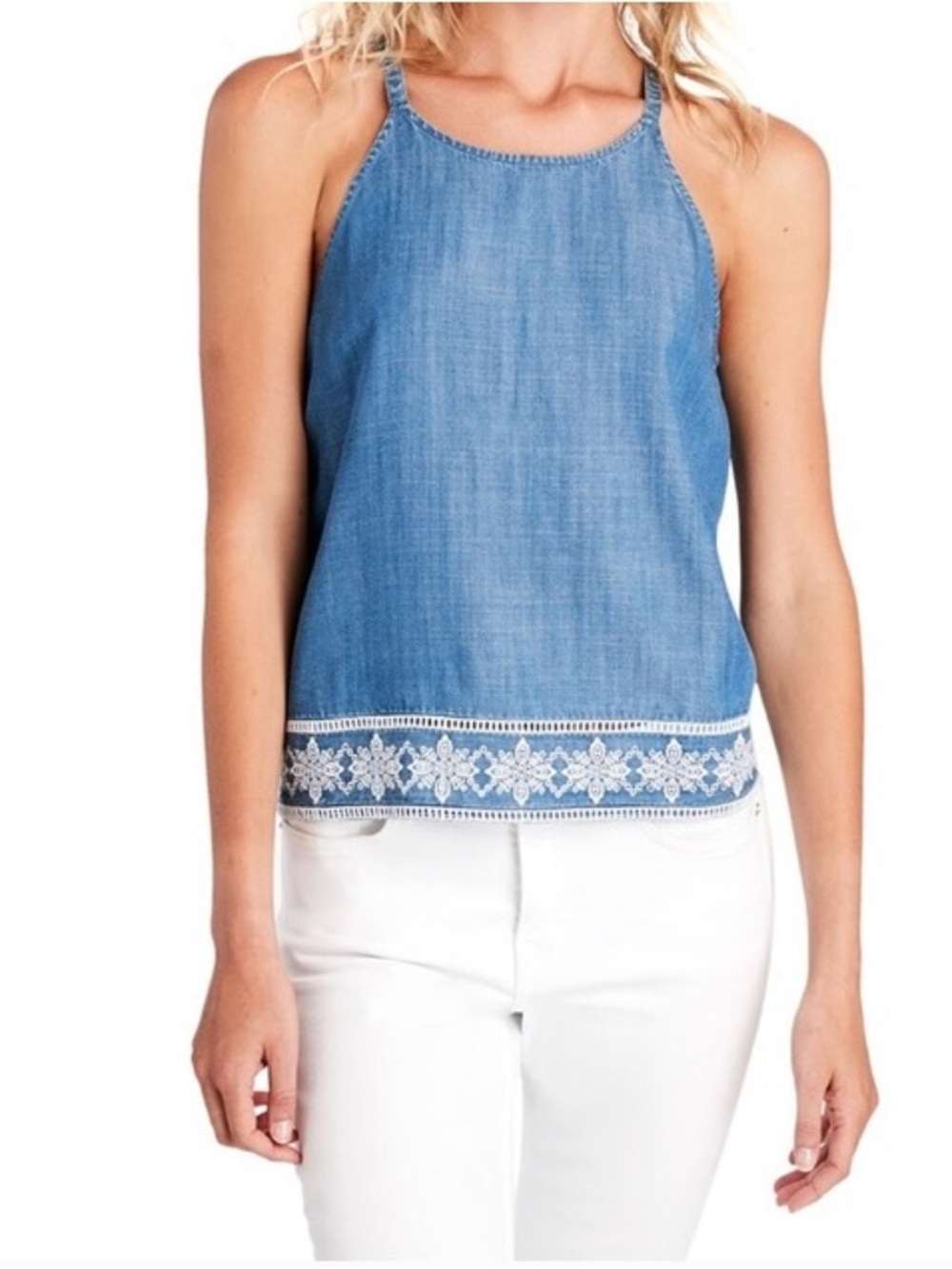 Vineyard Vines Chambray Blue Sleeveless Tank with White Embroidered Hem - Picture 8 of 10